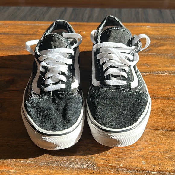 Vans - Picture 5 of 5